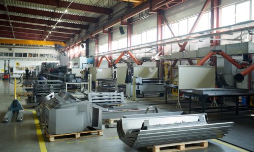 metal-production-A2UJ38X.jpg